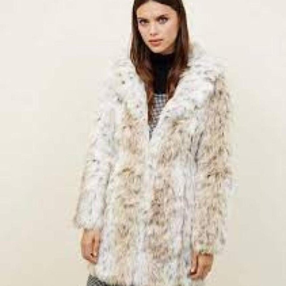 NWT Lipsy White Leopard Faux Fur Coat - Cream and White - Size S/6